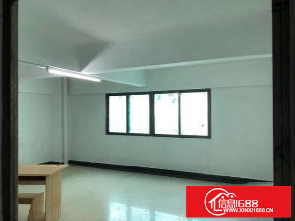 电商办公室整层夹层仓库出租