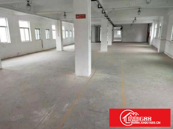 大岭山楼上800平方原房东门口空地大形象好厂房出租