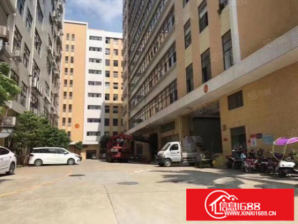 公明合水口新出楼上带精装修厂房1100平方，可办环评！