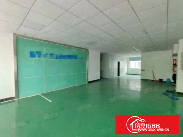 塘厦沙湖新出楼上无尘车间厂房900平出租，现成办公室，地坪漆