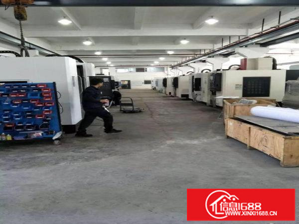 平湖华南城南门新木村标准厂房一楼2000平出租