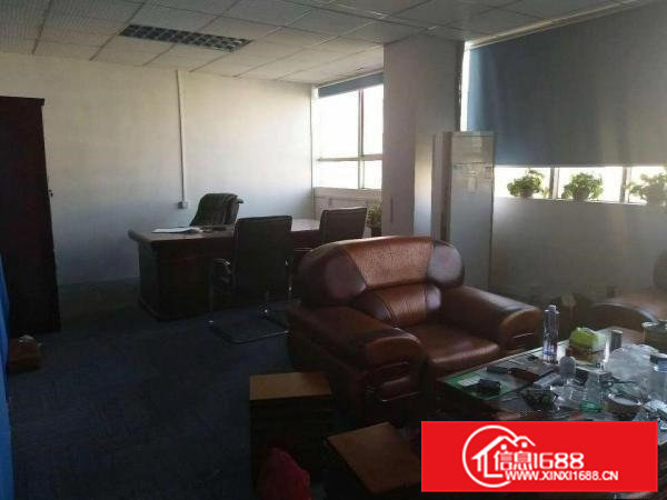 常平靠近大朗还珠沥大型工业区新出楼上600平方出租