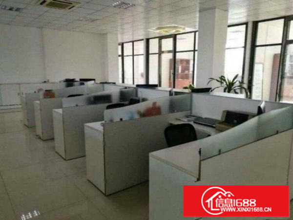 布吉丹竹头一楼厂房1500平方招租，有现成办公室，水电齐全