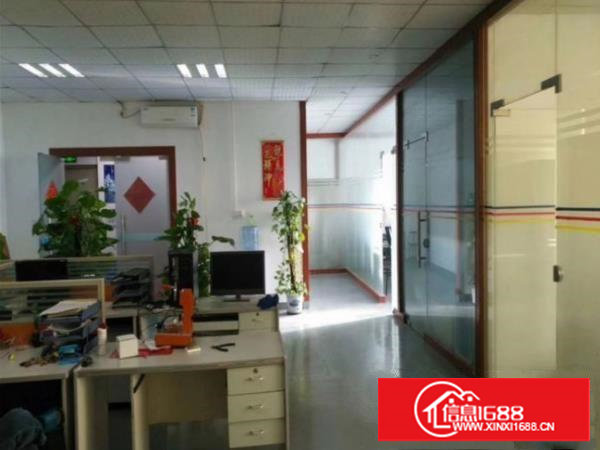 长安镇乌沙工业区出租一楼300平厂房有现成精装修办公室