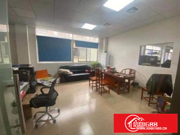 雁田长塘大道靠近平湖