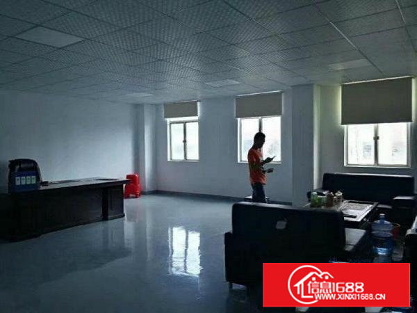 塘厦沙湖新出标准二楼厂房800平方超大空地交通便利