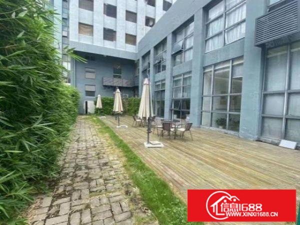 坂田华为附近新出红本厂房一楼1200平豪华装修出租