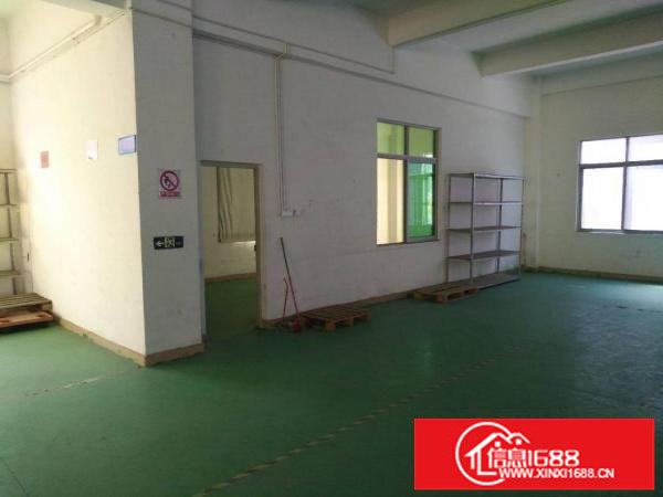 龙岗中心城爱联工业区楼上新出厂房1800平米可分租