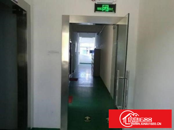 龙岗南联楼上整层2100平带装修厂房出租