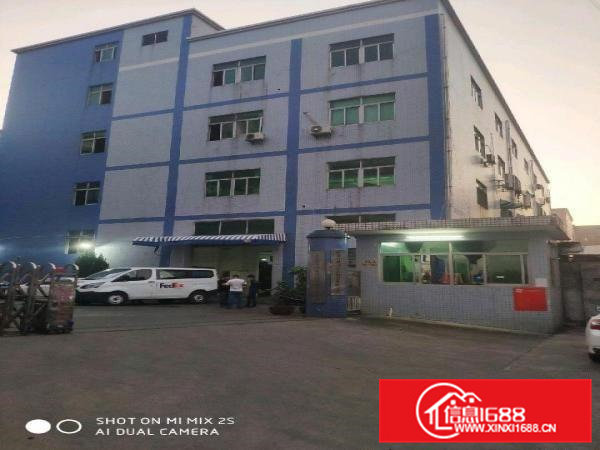 水电办公齐全，制衣灯架，适合手袋玩具制衣等轻工业