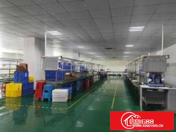 横岗怡锦楼上厂房450平出租，价格实在，带装修