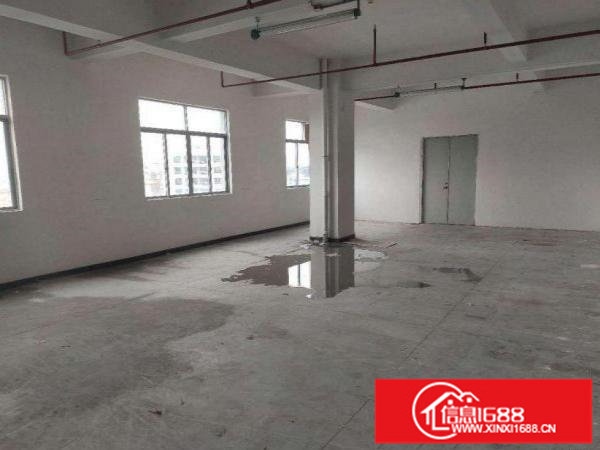 龙岗区189工业园新空出楼上700平厂房招租精装修水