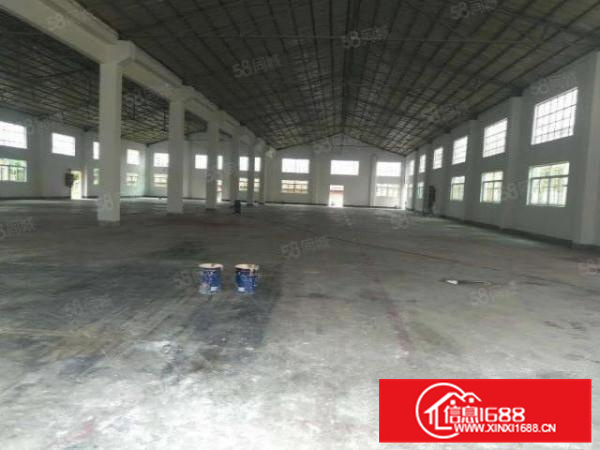 证件齐全，独门独院1000方，空地大，大路边