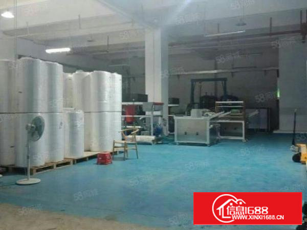 石岩塘头新出1楼375平厂房，可以进大车，适合各种行业。