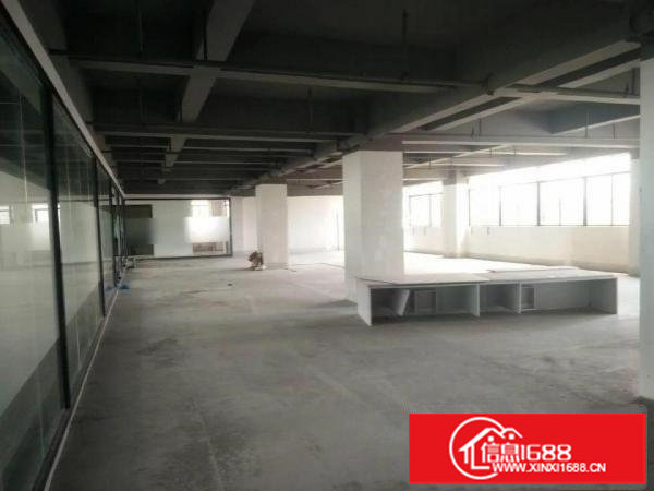 龙华大浪新出整层2680平厂房，新装修，大小可分租