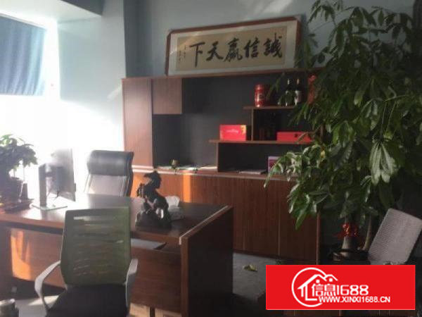 龙大高速旁新出楼上450平厂房招租办公设备齐全