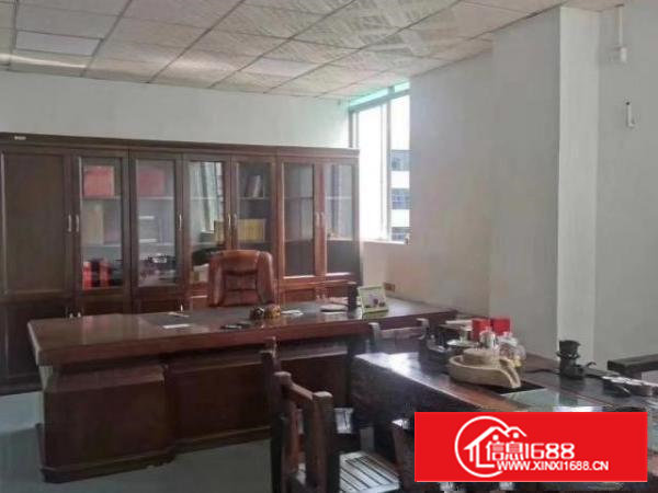 沙井新出楼上700平米精装修厂房招租