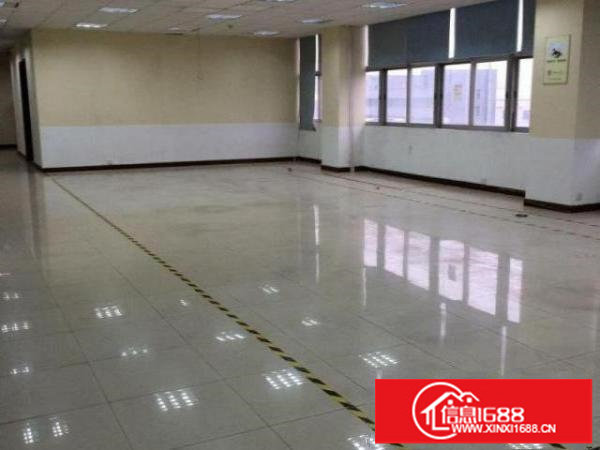 观澜大型工业区空地大精装修可进大车环境好人流量大