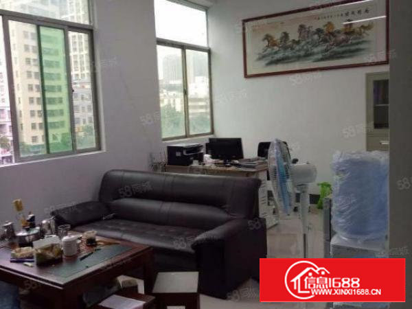 石岩山城工业区380平厂房出租