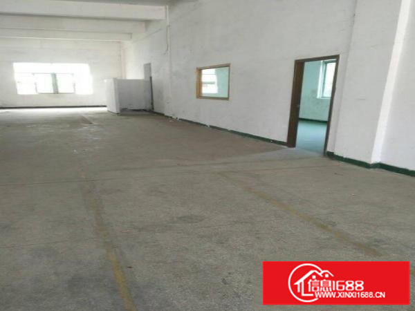 平湖平吉大道边，三楼面积550平米带装修出租