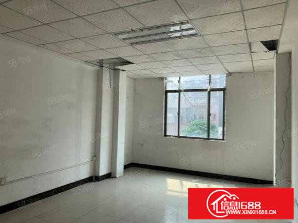 东莞东部新出楼上厂房出租民机1500平方，水电齐全