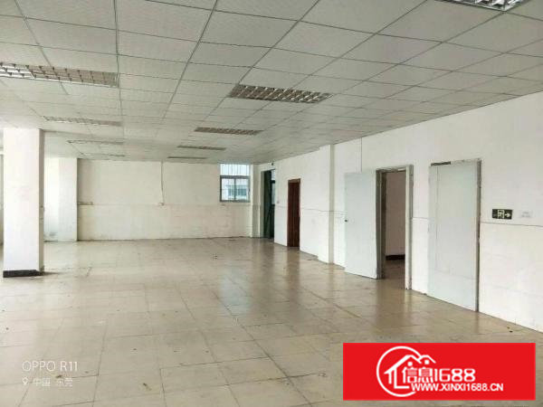 常平朗洲工业区新出楼上820平方带精装修厂房出租