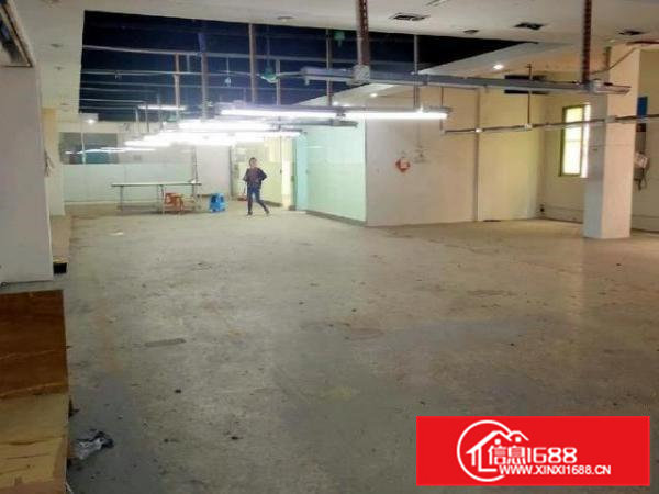 龙眼现成服装厂500平方出租，价格实惠！