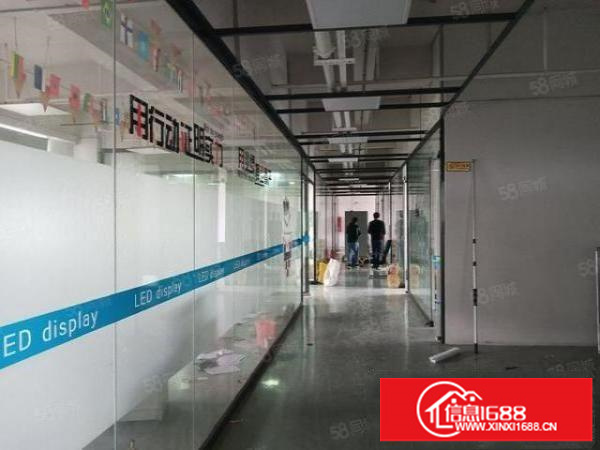 长圳新出厂房楼上1039平方水电齐全随时入住