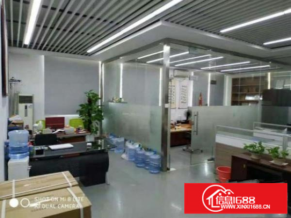 福永和平会展旁楼上豪华装修厂房360平