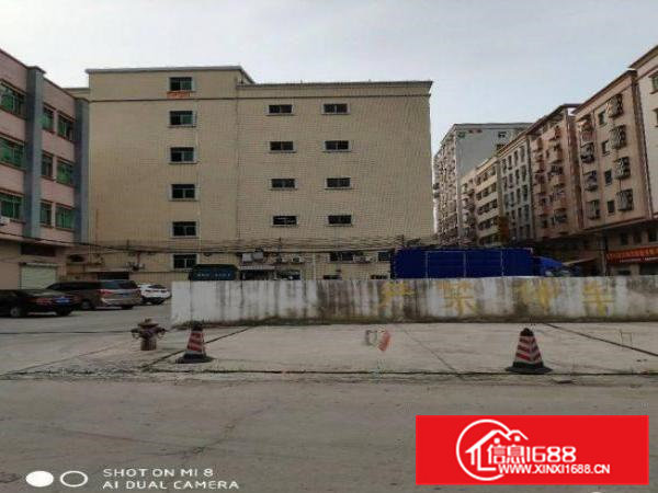 大冚空出800平方带装修厂房出租，全新地坪漆