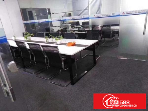 黄江合路二楼1200平精装可分租