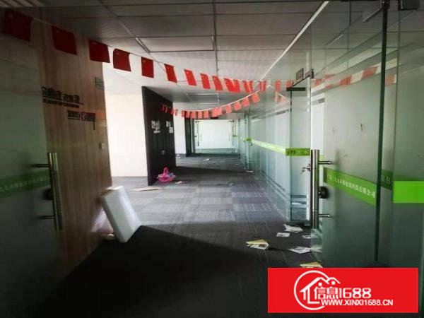 清溪近凤岗楼上（豪华装修）厂房出租1600平现成水电办公