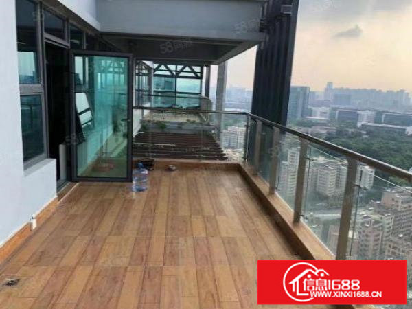 贝尔地铁站，新出108平方，带装修，总价9800块