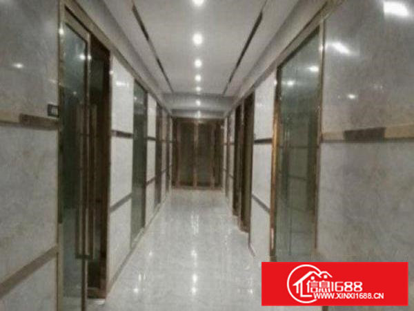 高埗独院厂房分租一楼带牛角1600平方厂房出租