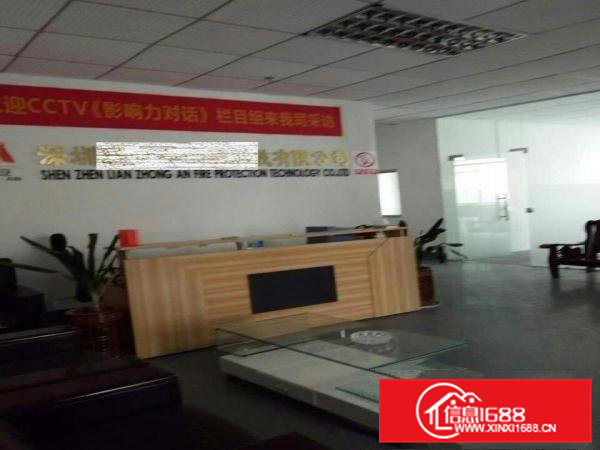 凤岗金凤凰带装修厂房出租1400平水电齐全有办公室