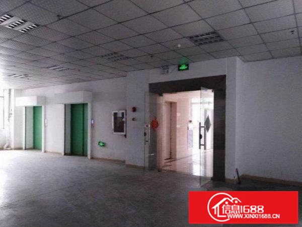 出租龙岗区坂田新出标准楼上880平，带电梯精装修配备齐全。