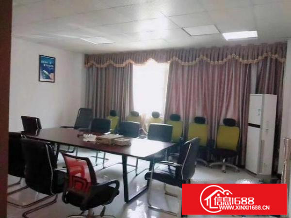 福永新和楼上豪华装修厂房1900平，无转让费