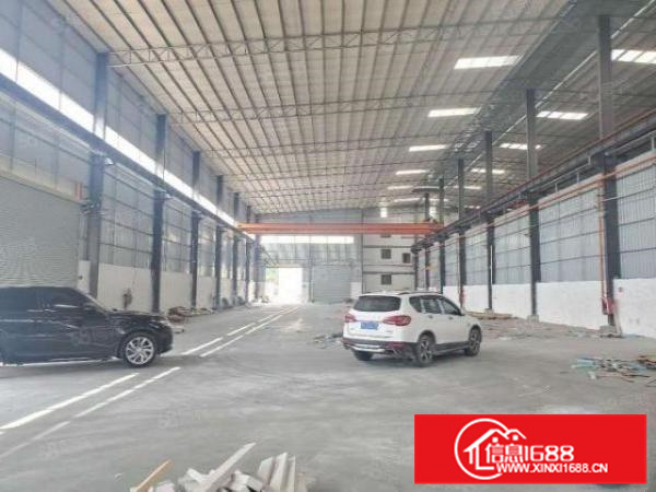 狮山镇松岗塘联工业区2000方独院厂房出租，有一台5吨吊机。