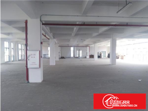 永发工业区厂房一楼800平6.5米高，有房产证等