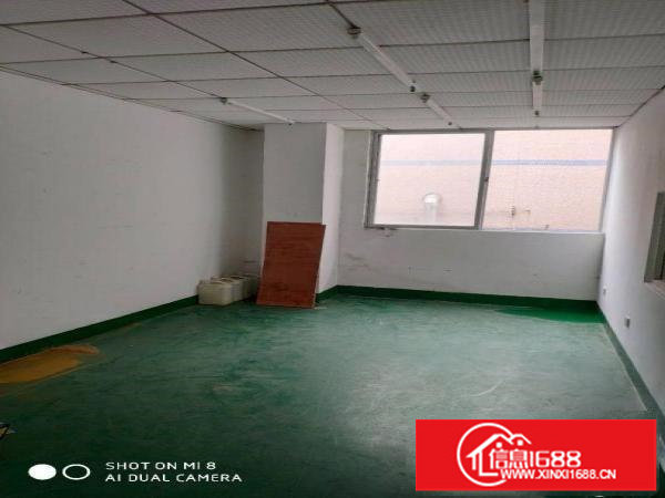 龙岗爱联嶂背原房东楼上400平方实际面积带装修厂房出租带电梯