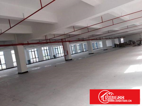 平南高速路口附近工业园区内5500平方标准厂房出租