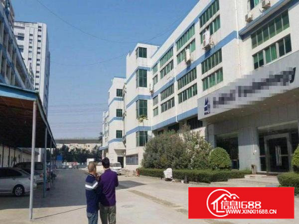 沙井共和新出楼上整层5000平米精装修厂房