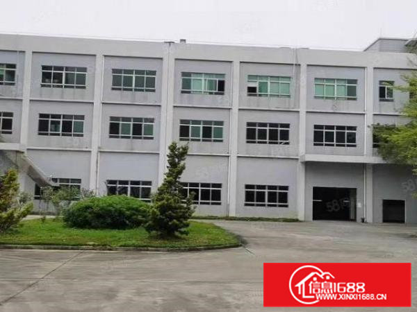 大岭山新出无尘车间楼上1200平方厂房出租，现成办公室装修！