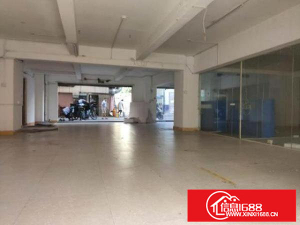 福永一楼200平，精装修可以做物流仓库，价格不高，实际实在