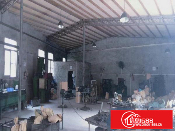 私人房东小型独院厂房800平米带水电办公室厨房直接出租