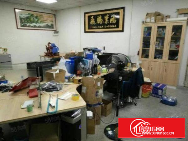 汽车站附近20元超低价小面积厂房，采光通透拎包入住！