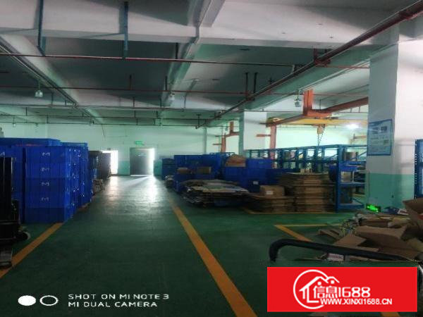 东莞寮步工业园区分租一整层1800平方现成装修水电齐全