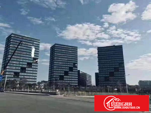 坪山区八万平米孵化产业园出租，可做生产办公研发，享受政府补贴