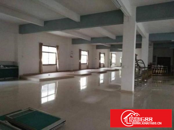 平湖主干道边上出租楼上厂房800平方精装修