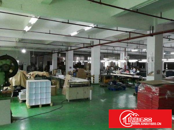 出租龙岗区坪地3楼350平电子厂房，水电齐全